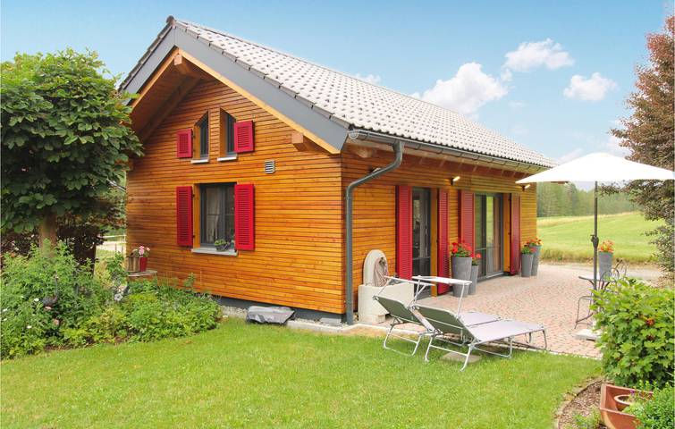 Charmantes Apartment mit Aussicht, Terrasse und Internet - 2 km vom Stadtzentrum entfernt in Dietmannsried, Bayerisch Schwaben