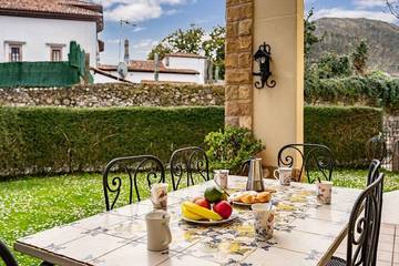 Casa rural para 8 personas, con jardín en Nueva de Llanes