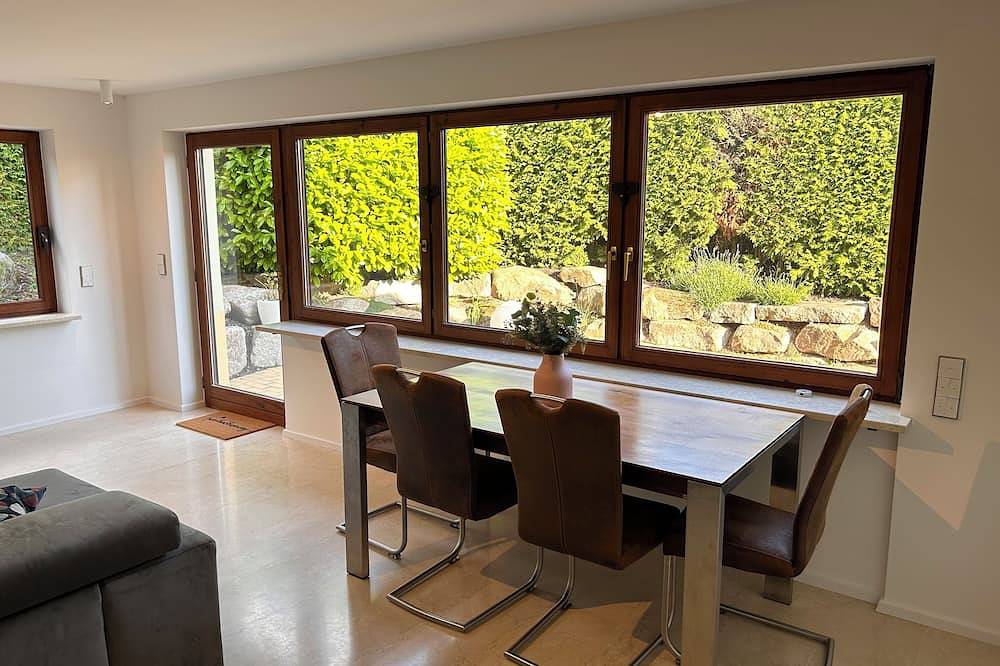 Appartement entier, Cozy apartment for business travellers or a small family in Pforzheim, Forêt Noire du Nord
