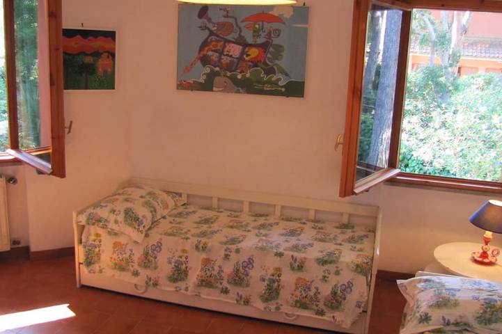 Villa quadrifamiliare con giardino nel cuore della pineta in Punta Ala, Castiglione della Pescaia