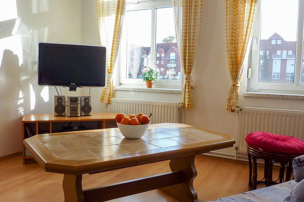 Apartamento entero, Apartamento Mar Báltico - Cottage en el lago Ribnitzer in Ribnitz, Ribnitz-Damgarten