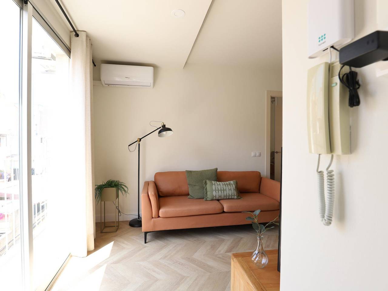 Apartamento entero, Soleado apartamento junto a la playa con Wifi in Puerto de Sagunto, Sagunto