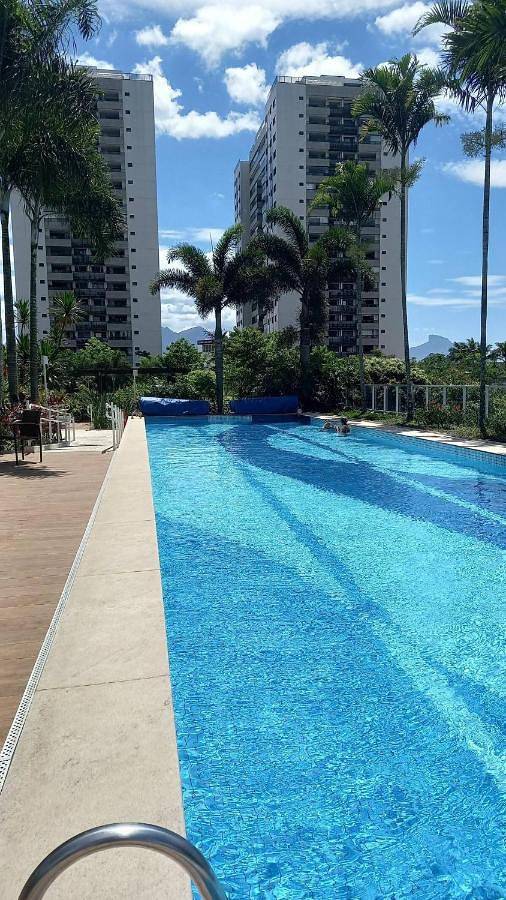 Casas e apartamentos de temporada para 2 pessoas, com sauna e balcão e ainda piscina em Camorim
