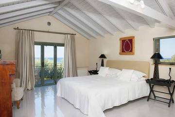 Villa for 8 People in Samos, Photo 1