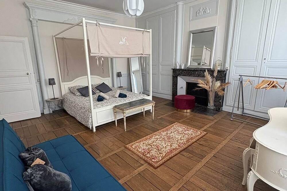 Entire apartment, La Villa Louana number 1 in Aubusson, Aubusson region