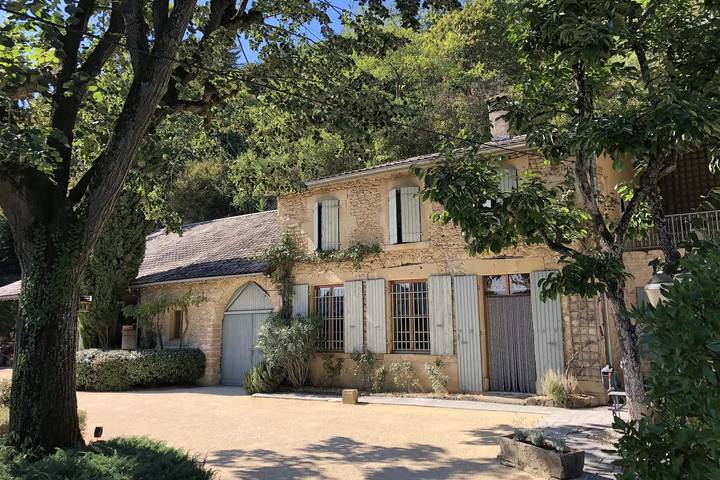 Gîte pour 5 personnes, avec Piscine