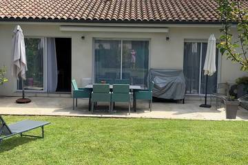 Gîte pour 4 personnes, avec terrasse et jardin à Saint-André-de-Cubzac