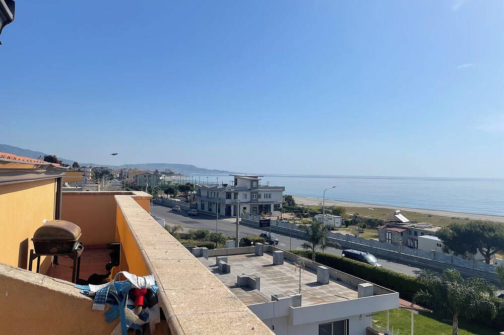 Appartamento intero, Apartment in front of the sea in Costa Ionica Calabria