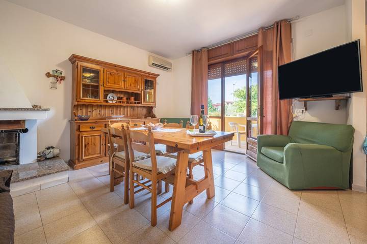 Casa vacanze 'San Giovanni' con terrazza privata, Wi-Fi e aria condizionata in San Giovanni Suergiu, Sulcis Iglesiente