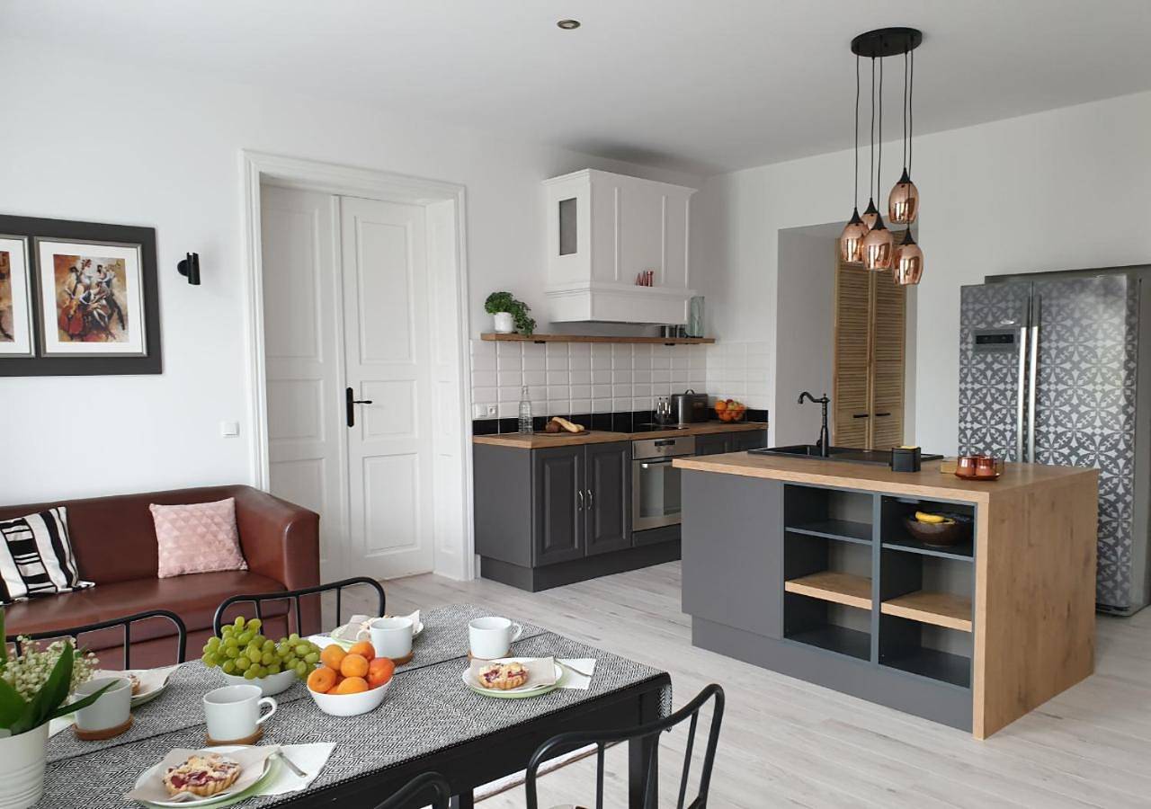 Cały apartament, Apartament w kamienicy Przy Plantach in Kalisz, Wielkopolska