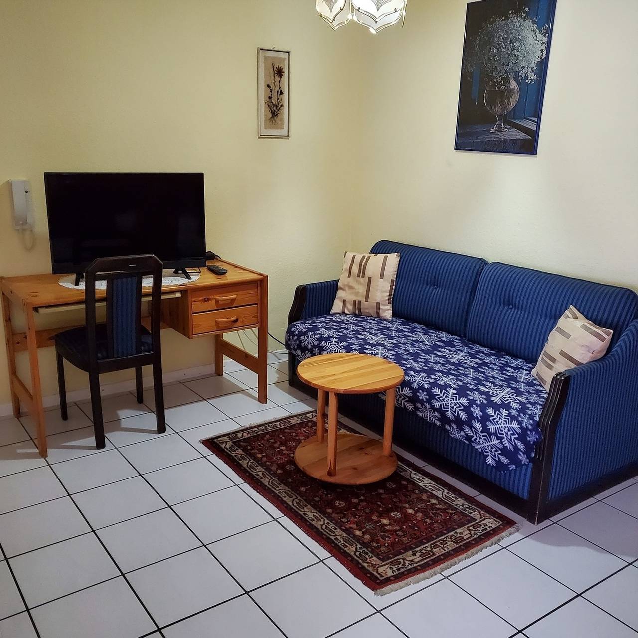 Apartamento vacacional entero, Apartamento de vacaciones para 3 personas con jardín in Usingen, Hochtaunuskreis