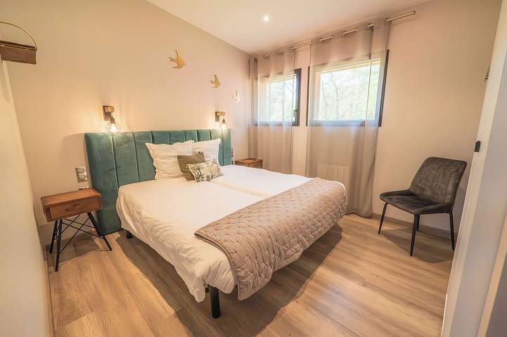 Location de vacances pour 4 personnes, avec jacuzzi ainsi que piscine et jardin à Saint-Affrique - 2