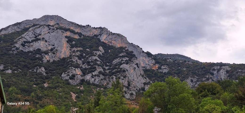 Location de vacances pour 10 personnes, avec vue à Ornolac-Ussat-les-Bains - 2