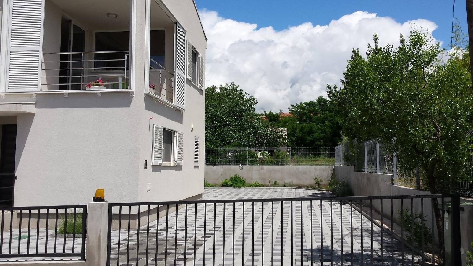 Apartamento vacacional entero, Holiday apartment "Dinka" with terrace in Biograd na Moru, Region de Zadar