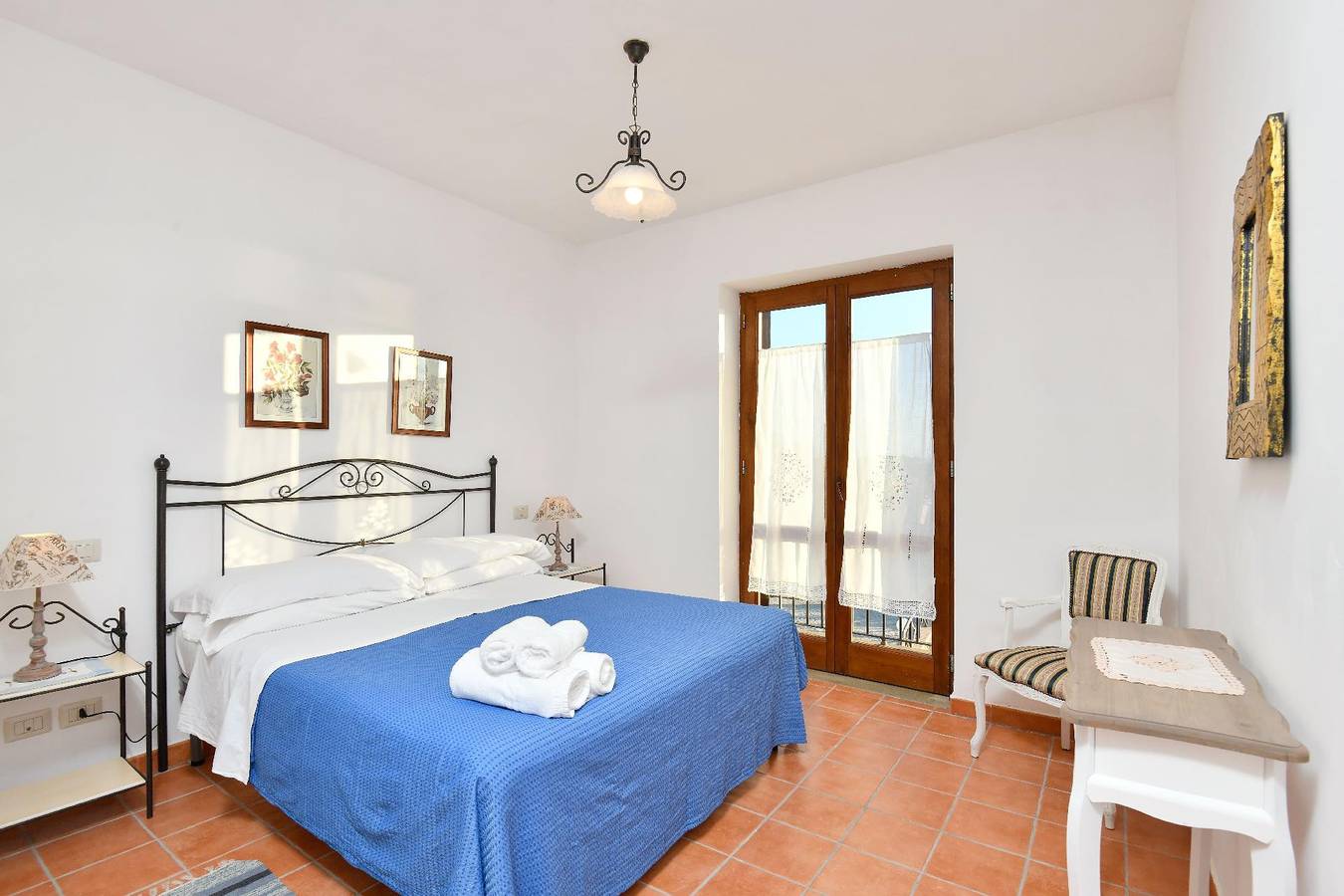 Ganze Ferienwohnung, Apartment Sauco, Rustikale Eleganz nur wenige Schritte vom Meer des Cilento entfernt in Santa Maria di Castellabate, Cilento