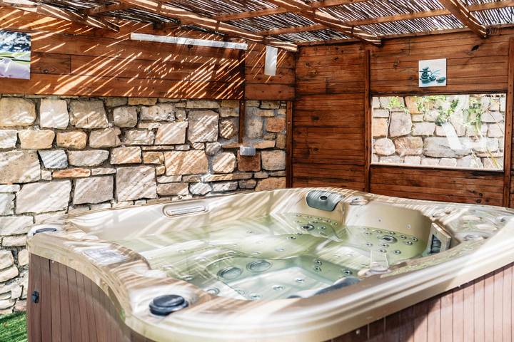 Gîte pour 11 personnes, avec jacuzzi et piscine, adapté aux familles à Pouzols-Minervois - 3