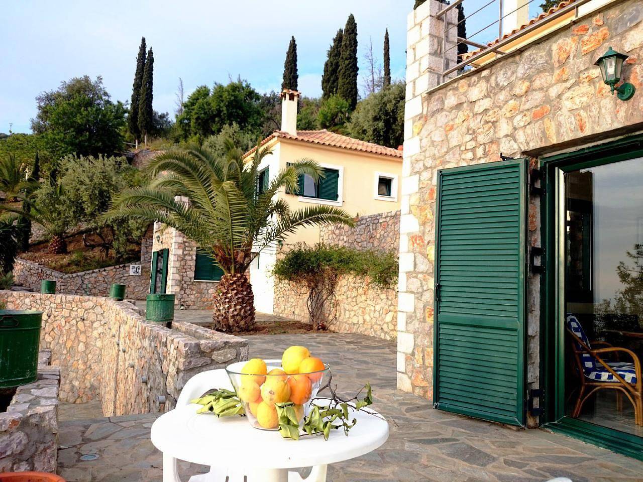 Mahatma Gandhi Villa in Pera Melana, Kynouria