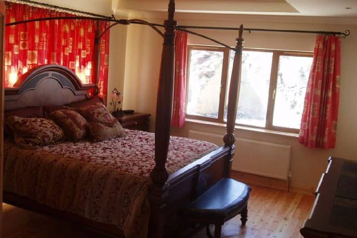 Location de vacances pour 11 personnes, avec terrasse et jardin à Doolin - 2