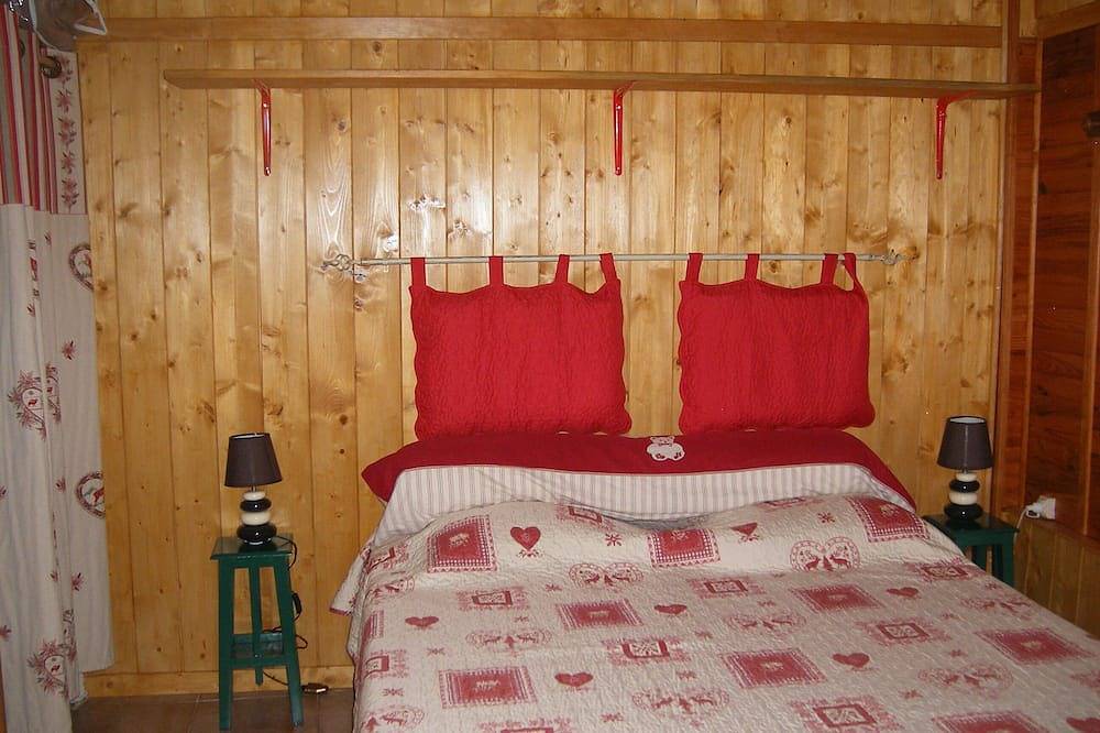Detached chalet. Mountains, change of scenery, calm and sunshine guaranteed in Breil-sur-Roya, Nice region