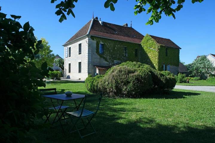 Gîte pour 2 personnes, avec vue et jardin à Arc-et-Senans - 2