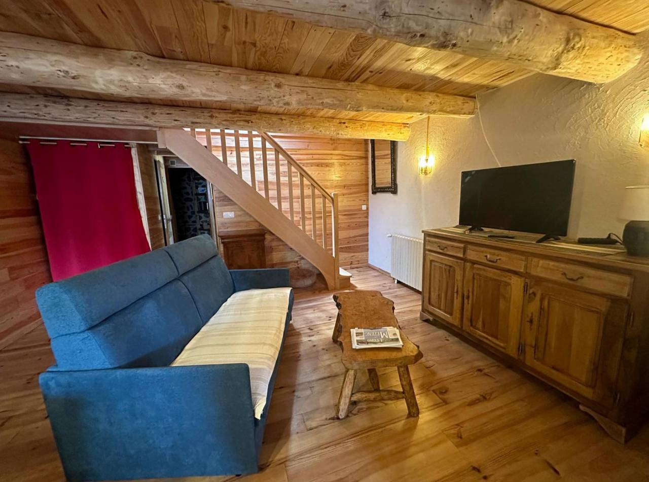 Gîte "le Cocon de Bois" in Saint-Étienne-du-Vigan, Massif central