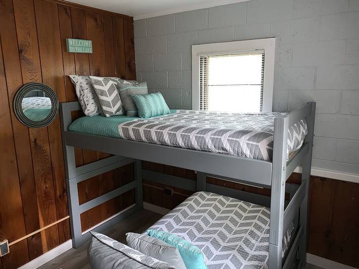 Vacation rental for 8 people, with terrace in Higgins Lake