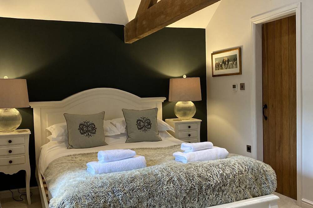 Brosterfield Suite - sleeps 2 guests  in 1 bedroom in Eyam, Derbyshire