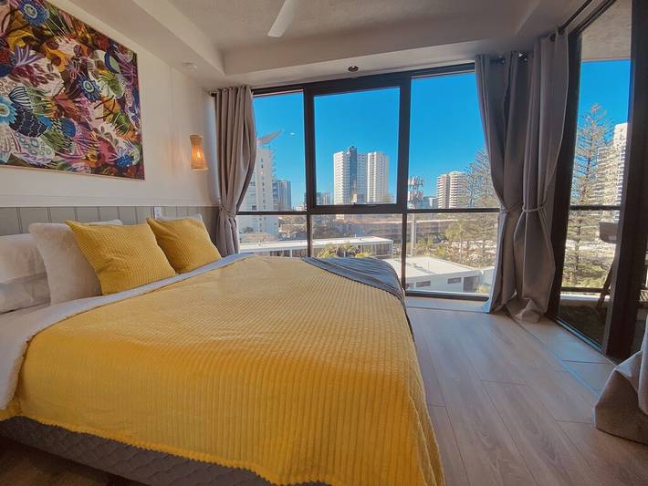 Holiday rental for 4 people, with garden and sauna as well as balcony in Surfers Paradise