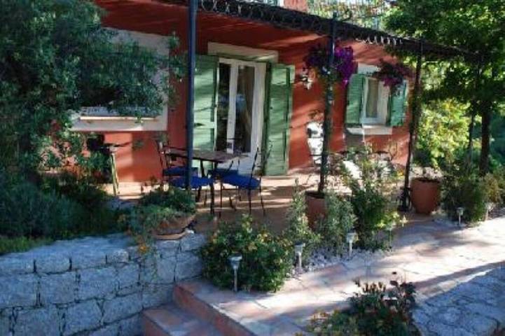Appartement de vacances pour 2 personnes, avec jardin et terrasse