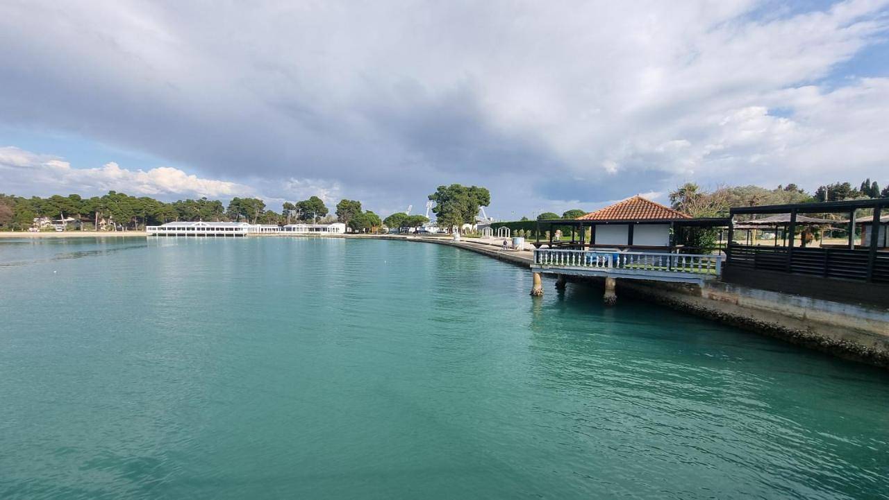 Villa Ana in Kaštel (Plovanija), Buje