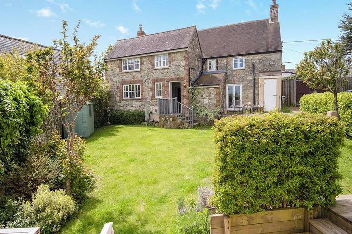 Cottage for 8 people, with garden and hot tub on the Isle of Wight