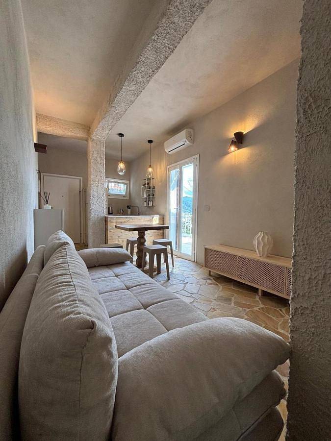 Ferienhaus für 4 Personen, mit Terrasse und Garten sowie Ausblick in Laigueglia