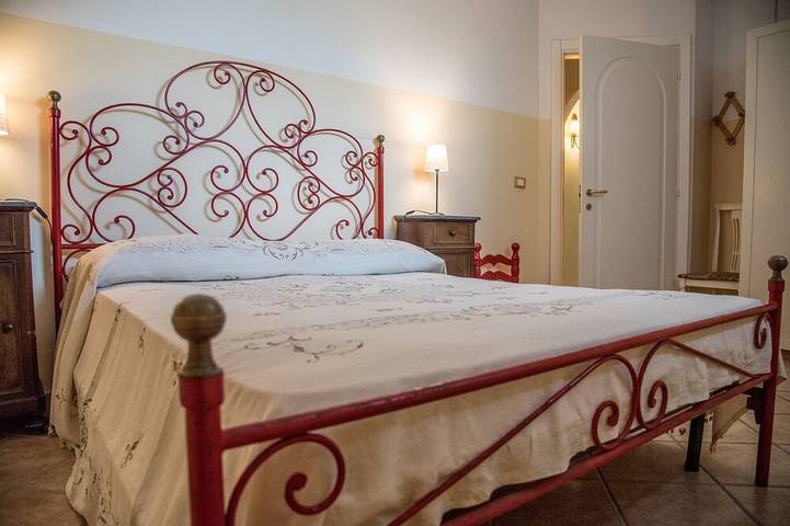 Gîte pour 4 personnes, avec piscine ainsi que terrasse et jardin à Fara in Sabina - 3