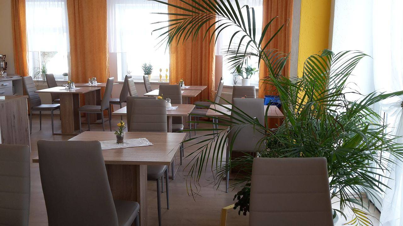 Einzelzimmer für 1 Person in Dresden in Cotta, Dresden