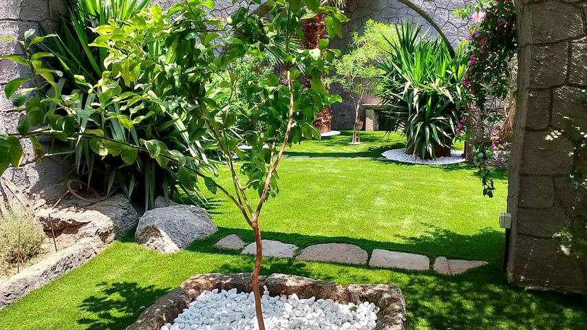 Location de vacances pour 5 personnes, avec jardin à Adrano - 2