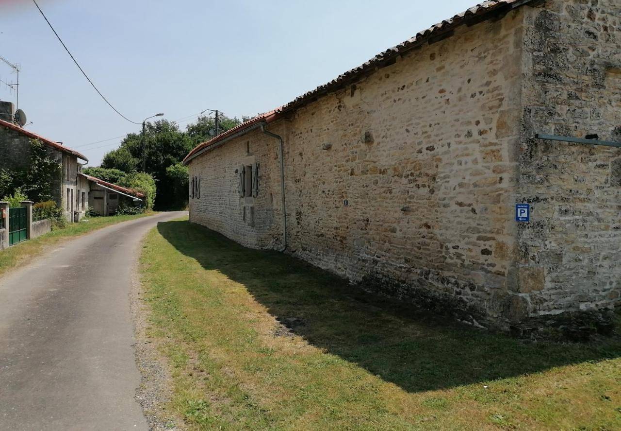 La Brenatière in Surin (Thaïlande), Vienne (France)