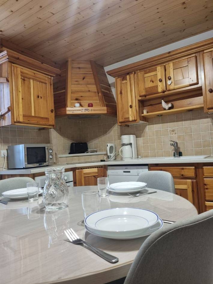 Gîte pour 4 personnes à Lanslevillard - 3