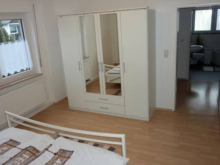 Ferienwohnung für 7 Personen, mit Balkon und Ausblick in Großostheim - 4