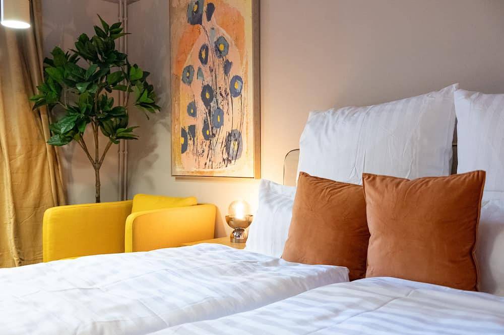 Ganze Wohnung, Großzügiges Design-Apartment - 130qm - 10 Gäste in Prenzlauer Berg Berlin, Berlin