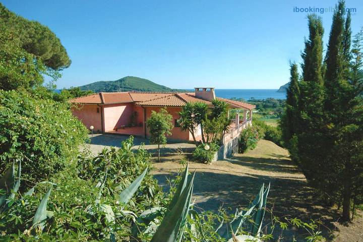 Ferienhaus für 6 Personen, mit Terrasse und Garten in Lacona