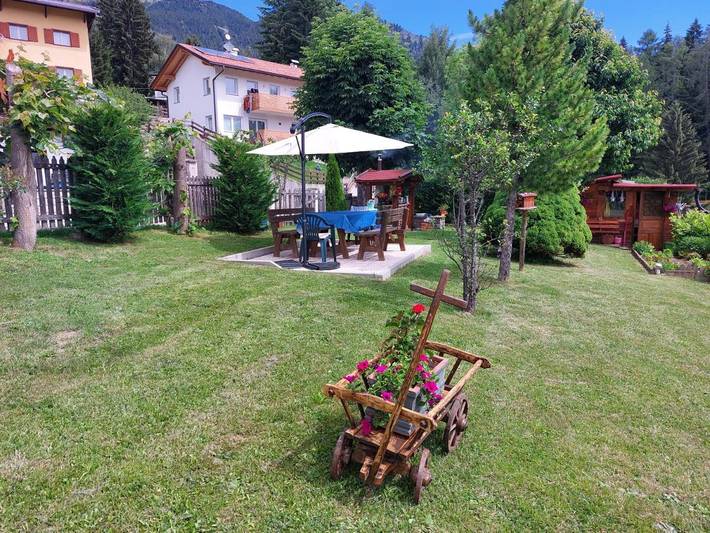 Gîte pour 4 personnes, avec vue et jardin dans Varena - 2
