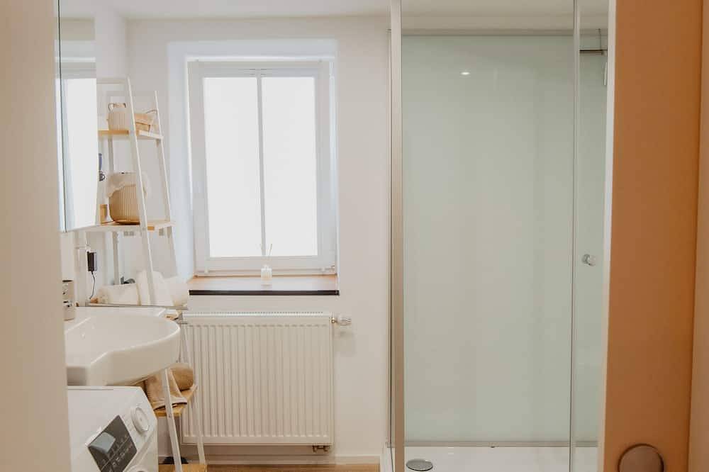 Ganze Wohnung, Mosel-Apartment, ältester Weinort, Wandern, Radfahren, Waschmaschine, Netflix! in Neumagen-Dhron, Bernkastel-Kues & Umgebung