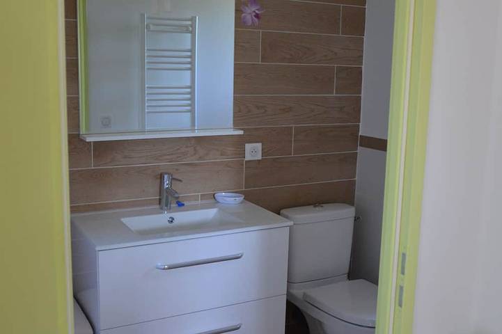 Villa pour 2 personnes, avec piscine ainsi que jardin et terrasse, animaux acceptés dans le Vaucluse - 3