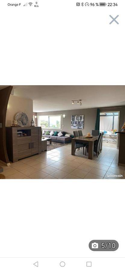 Location de vacances pour 11 personnes, avec vue ainsi que balcon et piscine à Le Teil - 2