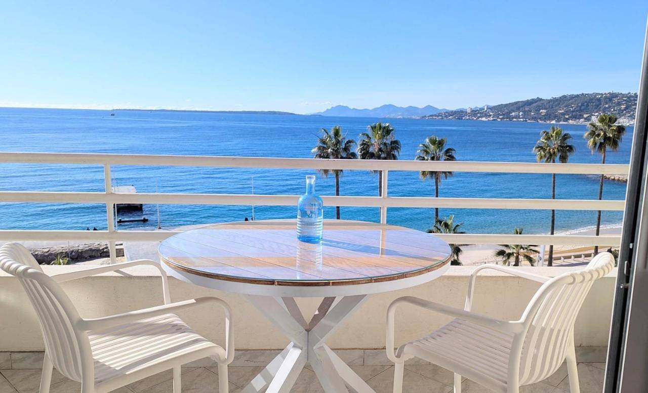 Entire apartment, Apartment with Sea View in Juan-les-Pins, Antibes
