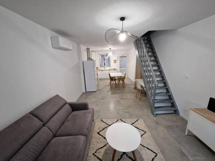 Gîte pour 4 personnes, avec vue, adapté aux familles à Montfrin - 2