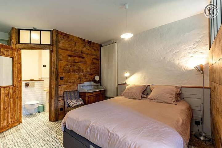 Location de vacances pour 2 personnes, avec terrasse dans Ayn - 2