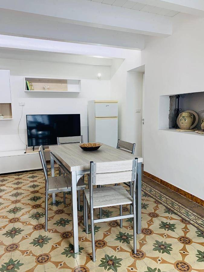 Location de vacances pour 2 personnes, avec terrasse à Ugento