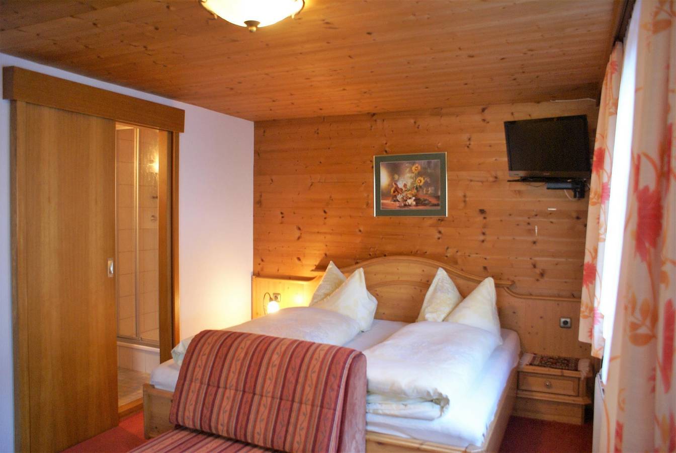 Doppelzimmer in Brixlegg, Kaisergebirge
