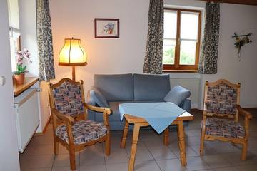 Ferienwohnung für 2 Personen, mit Garten und Balkon in Pleinfeld